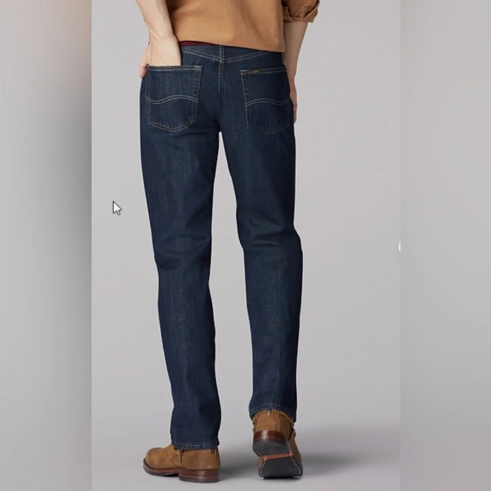 NWOT Lee Relaxed Fit Straight Leg‎ Jeans 36 x 32
